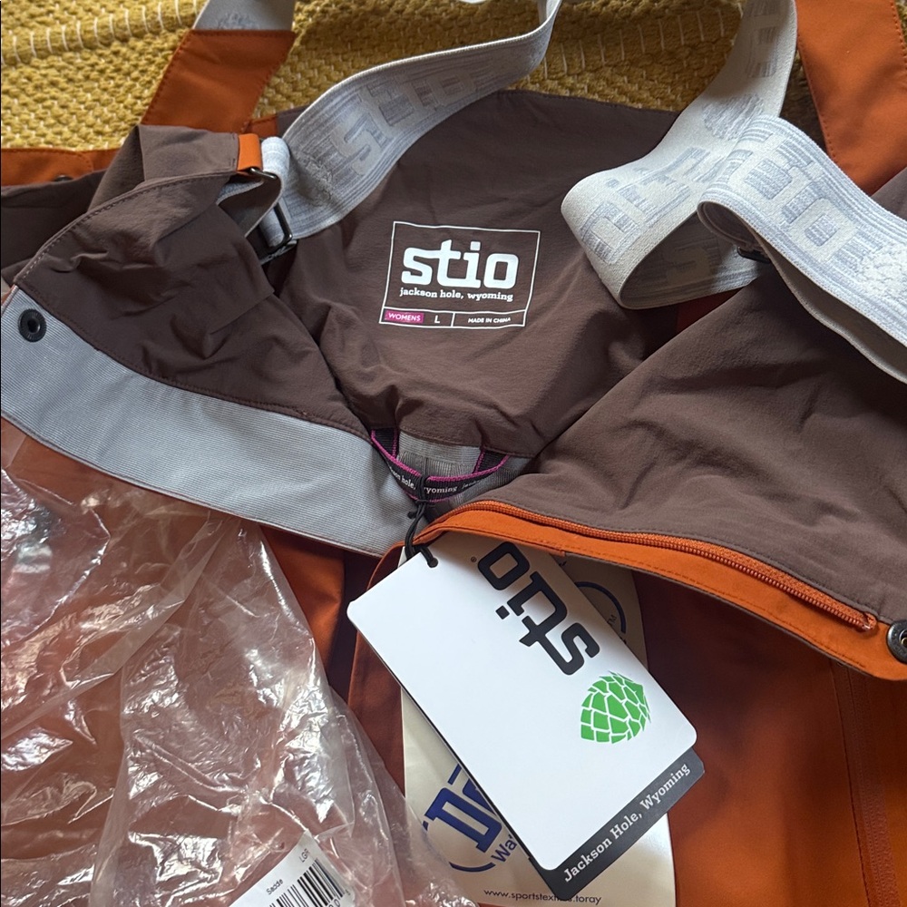 Stio Environ Bib Women’s ski bibs pants saddle rust orange size large reg NEW - Picture 3 of 16